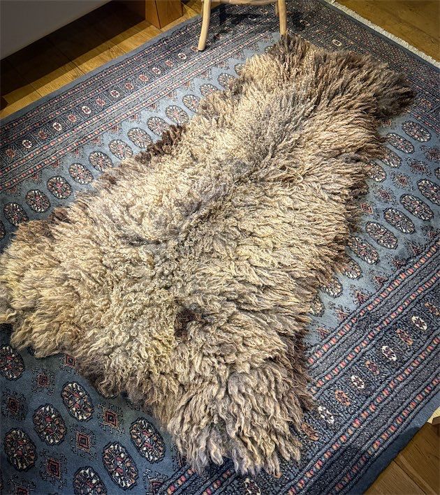 Large Leicester Longwool Felted Fleece Rug/Throw - 321