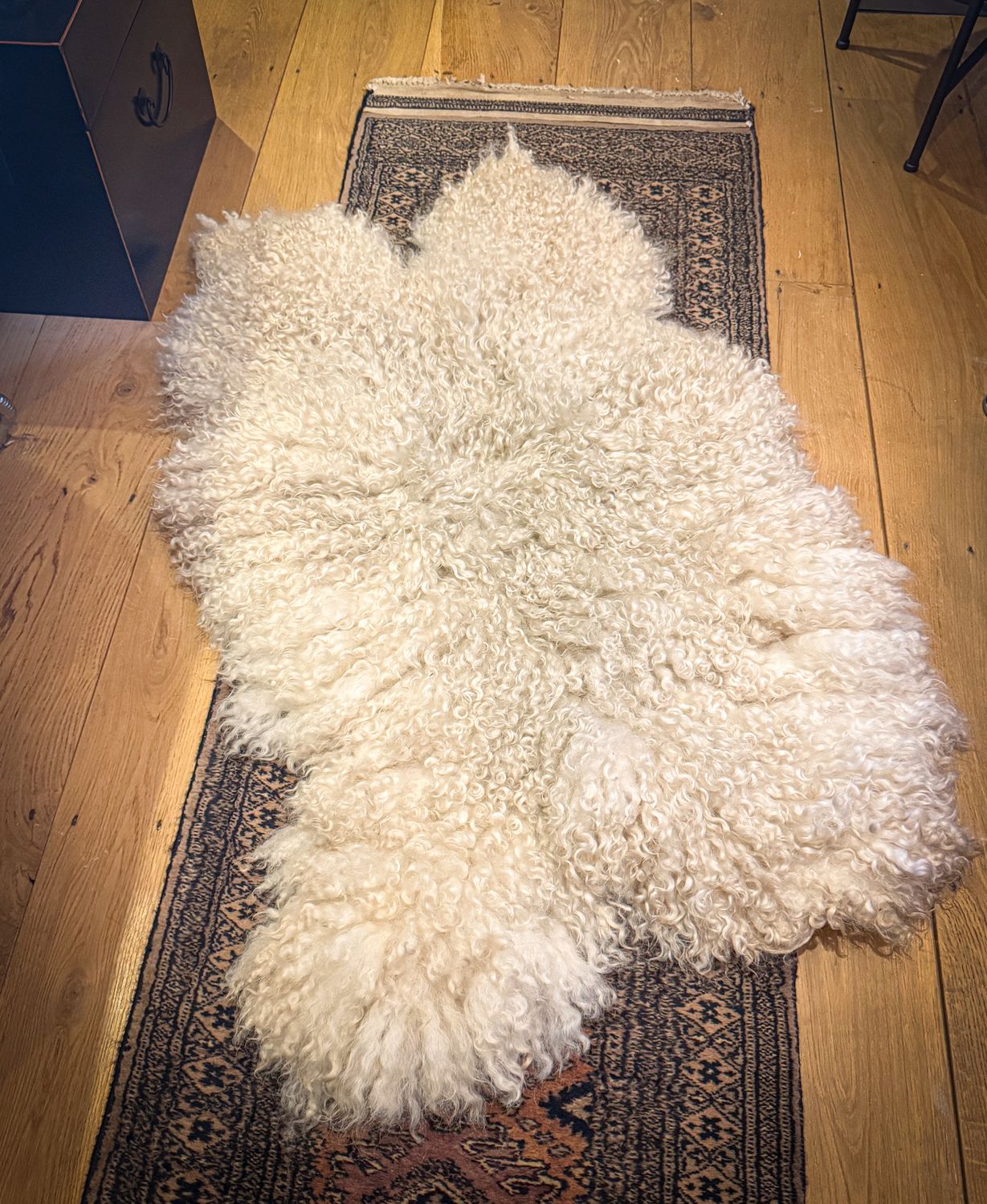 White Soft Wool Rug - 337  (please read description before purchasing)
