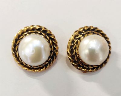 Chanel Clips perles de culture