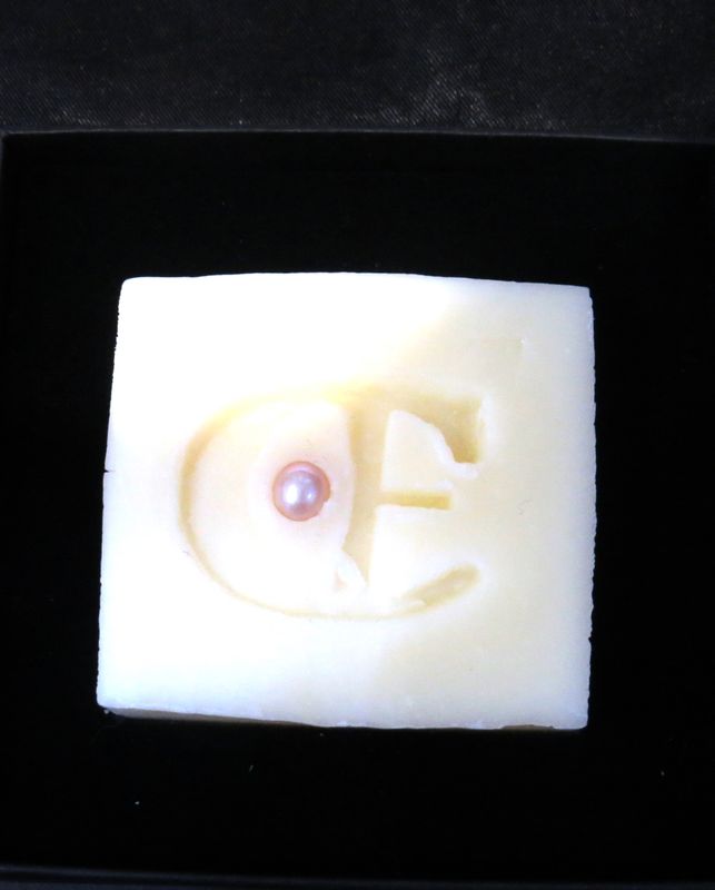 Le Savon et sa perle de culture