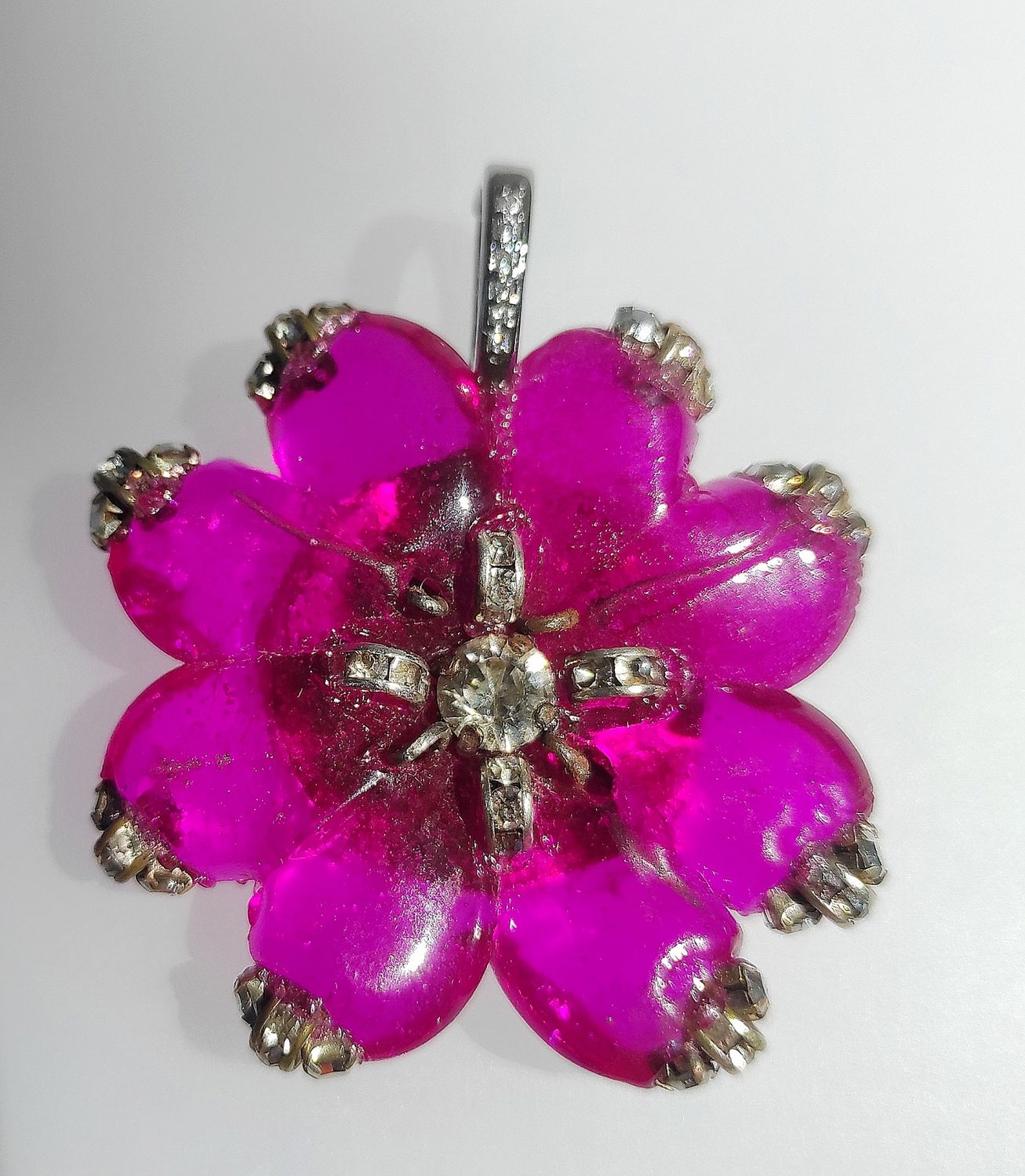 Collier porte bonheur fuchsia