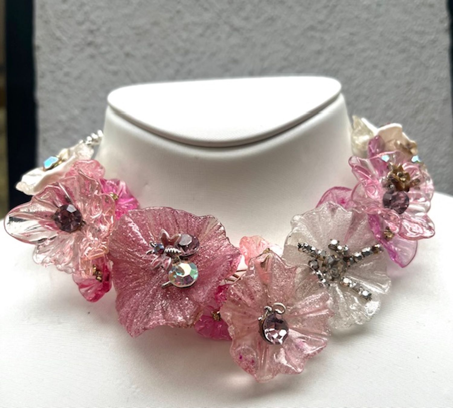 Collier Ras Du Cou Rose