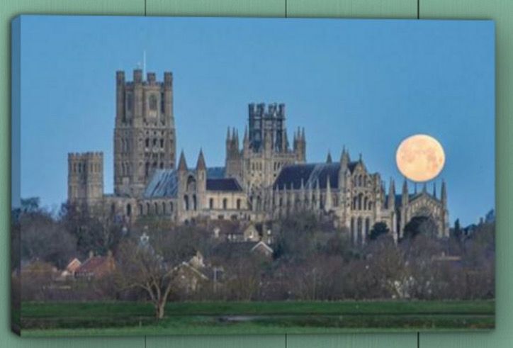 Canvas - Ely Cathedral &amp; Full Moon (UK Only).