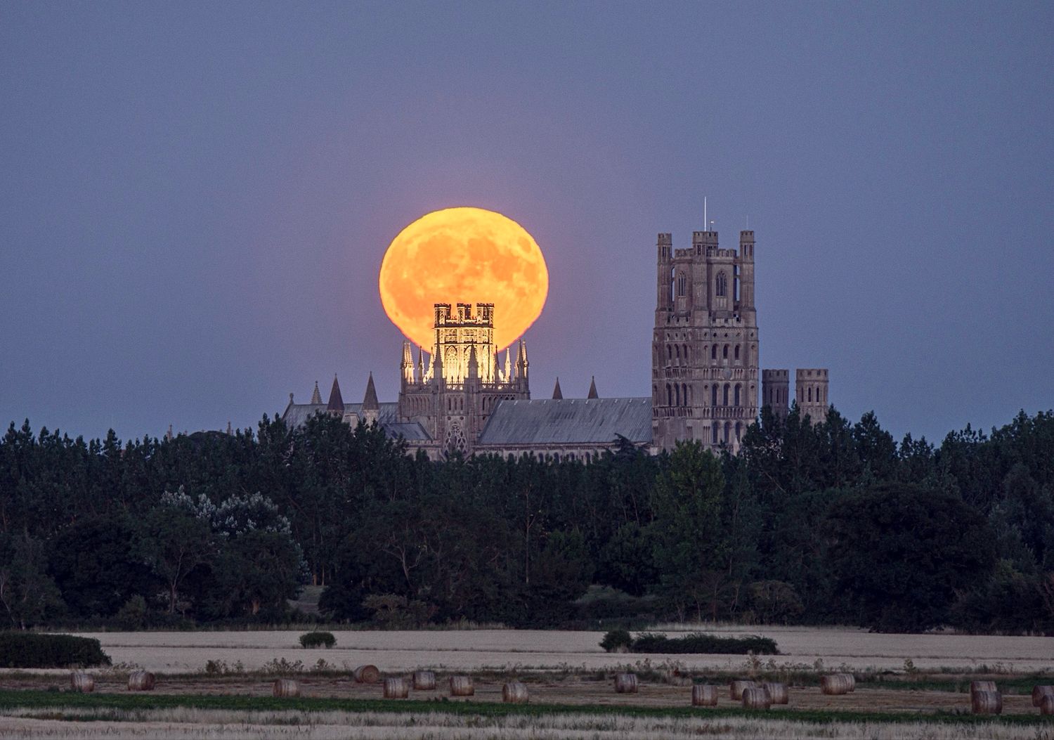 Ely Cathedral Octagon &amp; The Buck Moon