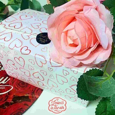 Love Sweets - Valentines Pick 'N' Mix Sweet Box