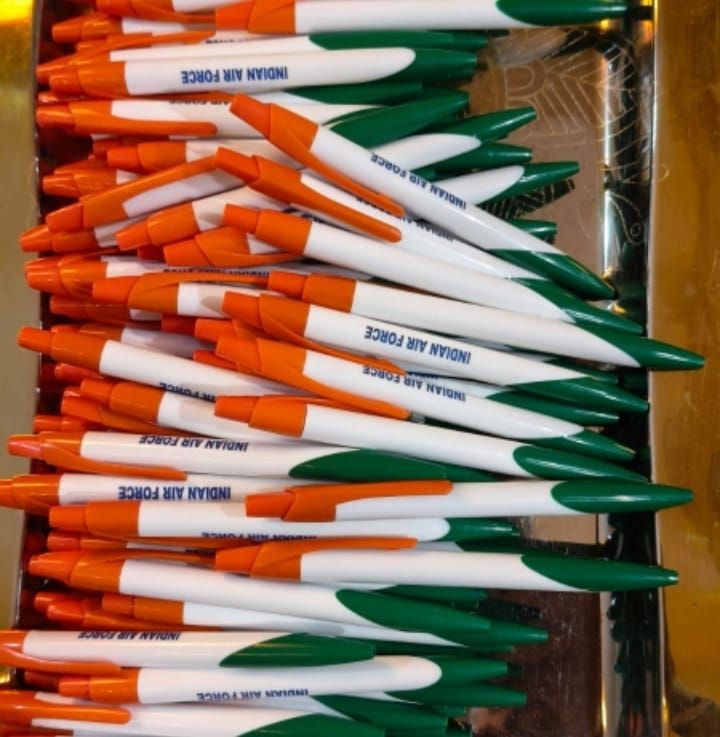 20 pcs Ball pens packet Tricolour ARMY/NAVY/IAF