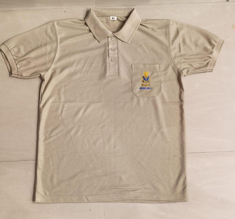 Navy Beige t shirt with pocket