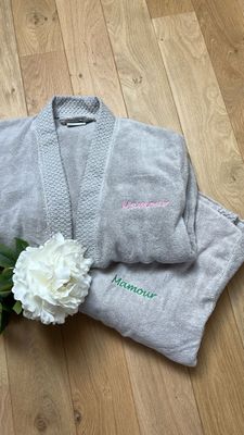 Peignoir brodé ADULTE