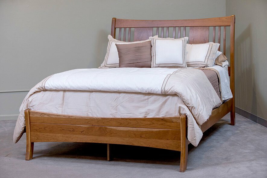 Yutzy Woodworking Cortland Bed
