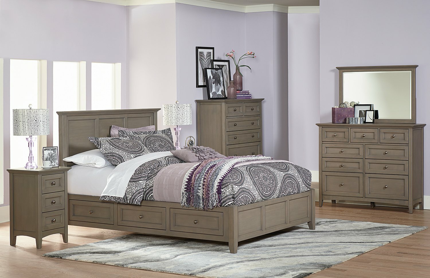 Whittier McKenzie 9-Drawer Dresser