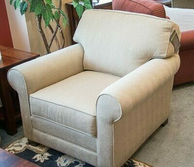 CHAIRS & OTTOMANS