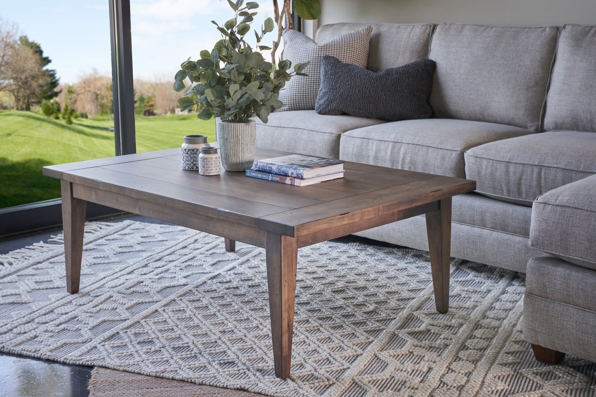 Yutzy Woodworking Jackson Cocktail Table