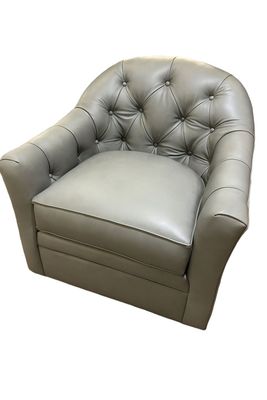 Smith Brothers 540 Swivel Chair