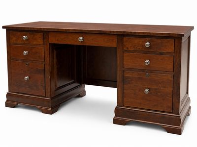 Yutzy Woodworking Bordeaux Executive Desk