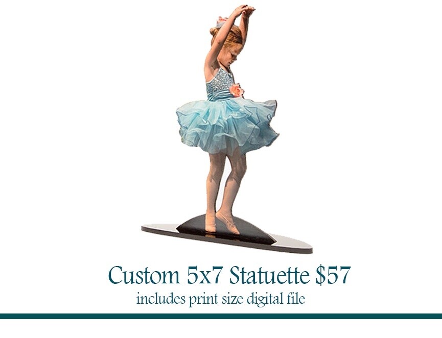 5x7 Statuette