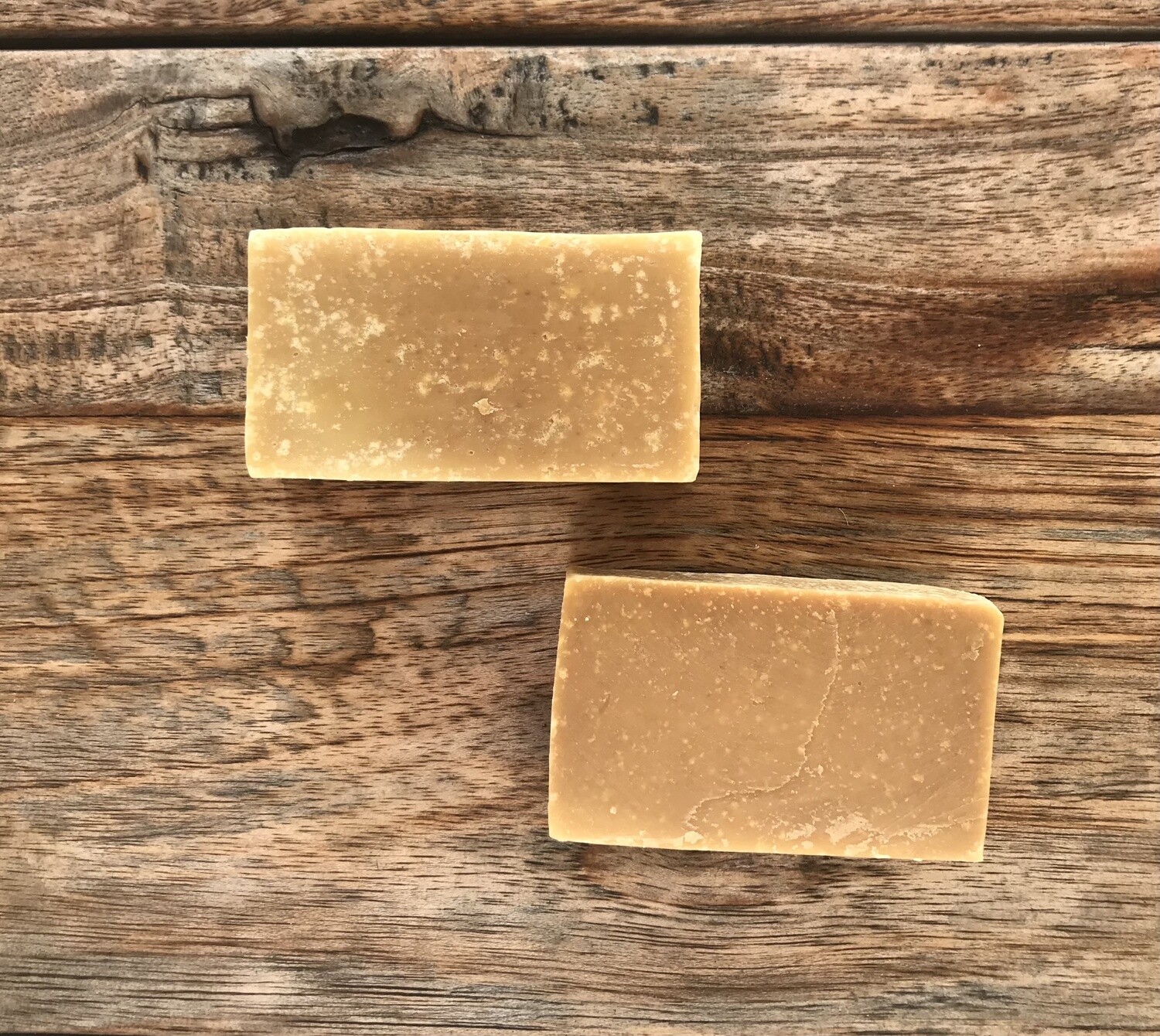 Manuka &amp; Native Bush Honey Soap 13.3% Goat Milk