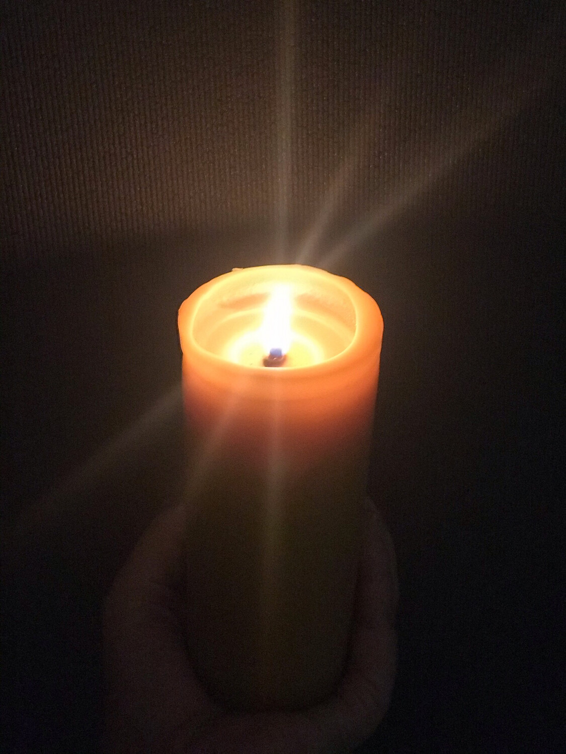 Beeswax Candle Pillar 10cm