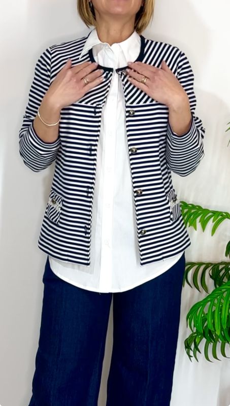 Giacca STILE CHANEL in fantasia bianco e blu