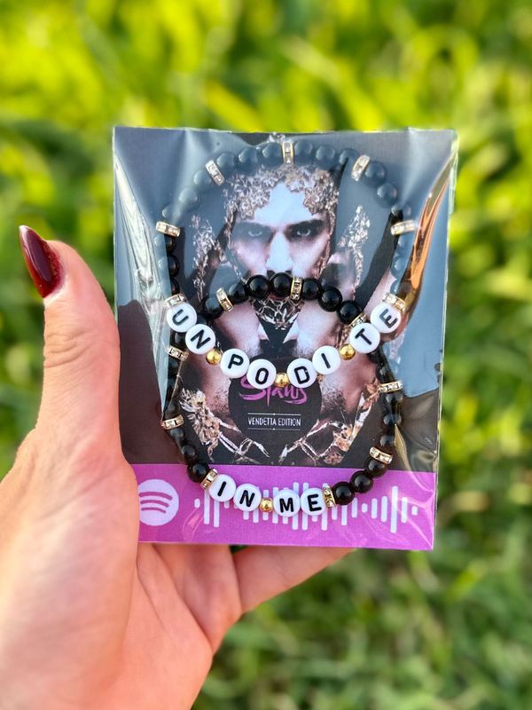 Braccialetti &quot;Niente Canzoni d&#39;Amore&quot;, Marracash &amp; Federica Abbate