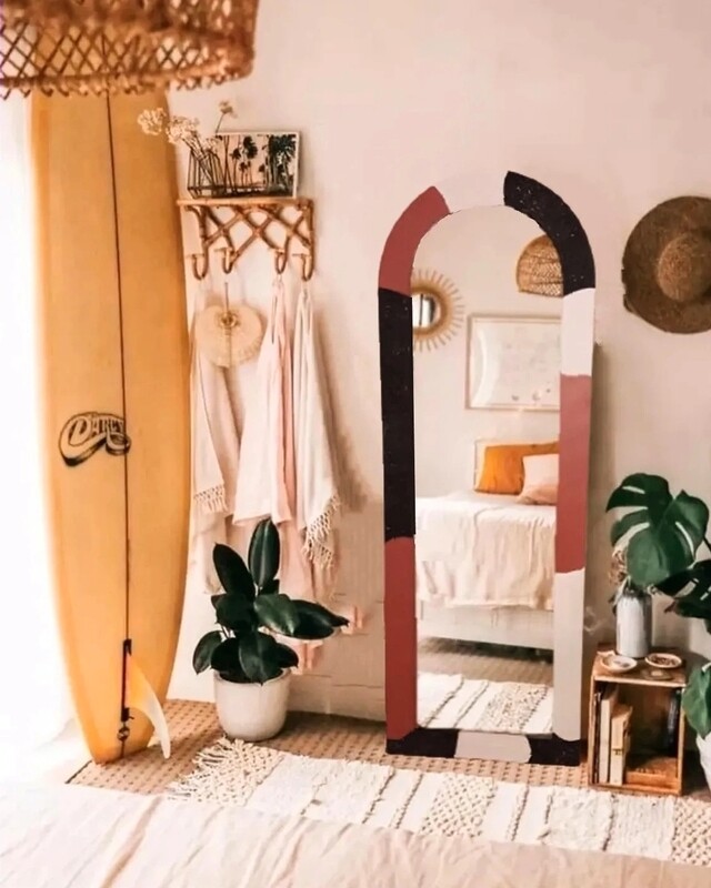 MAXI Mirror