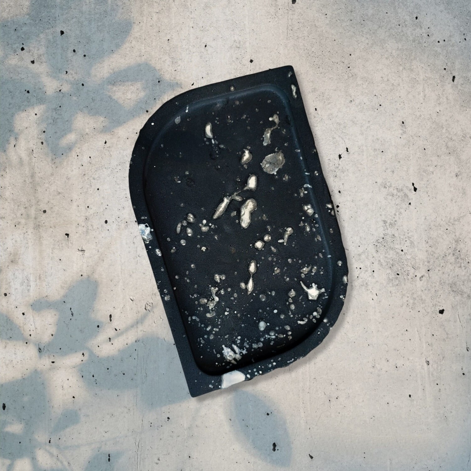 Abstract Tray