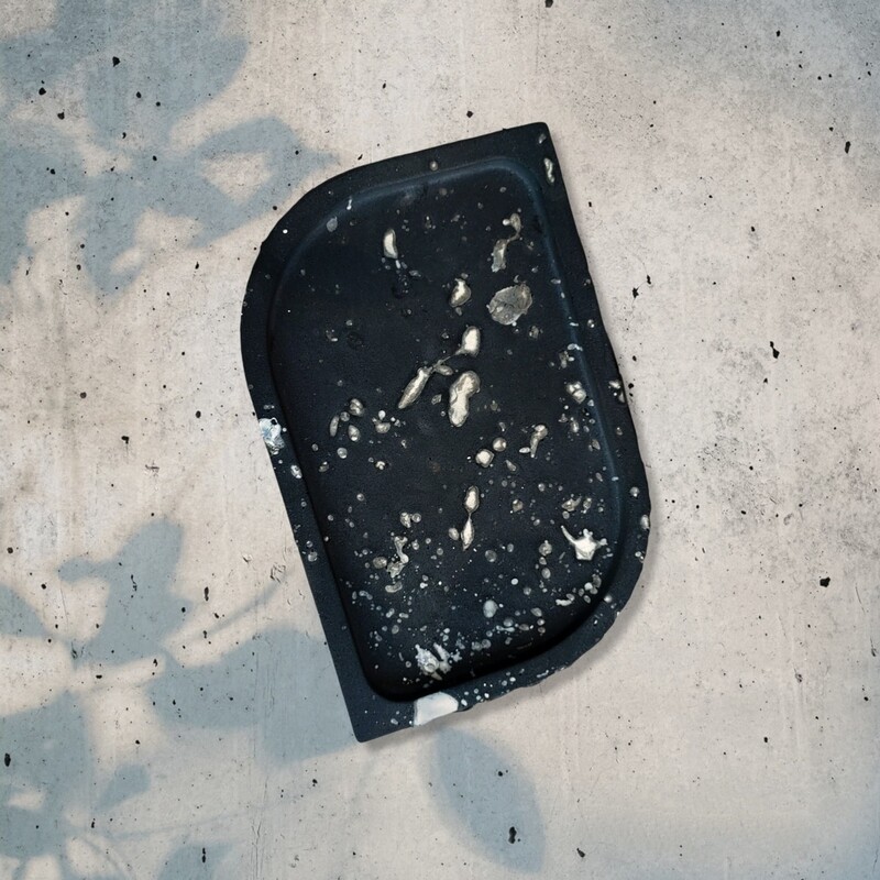 Abstract Tray