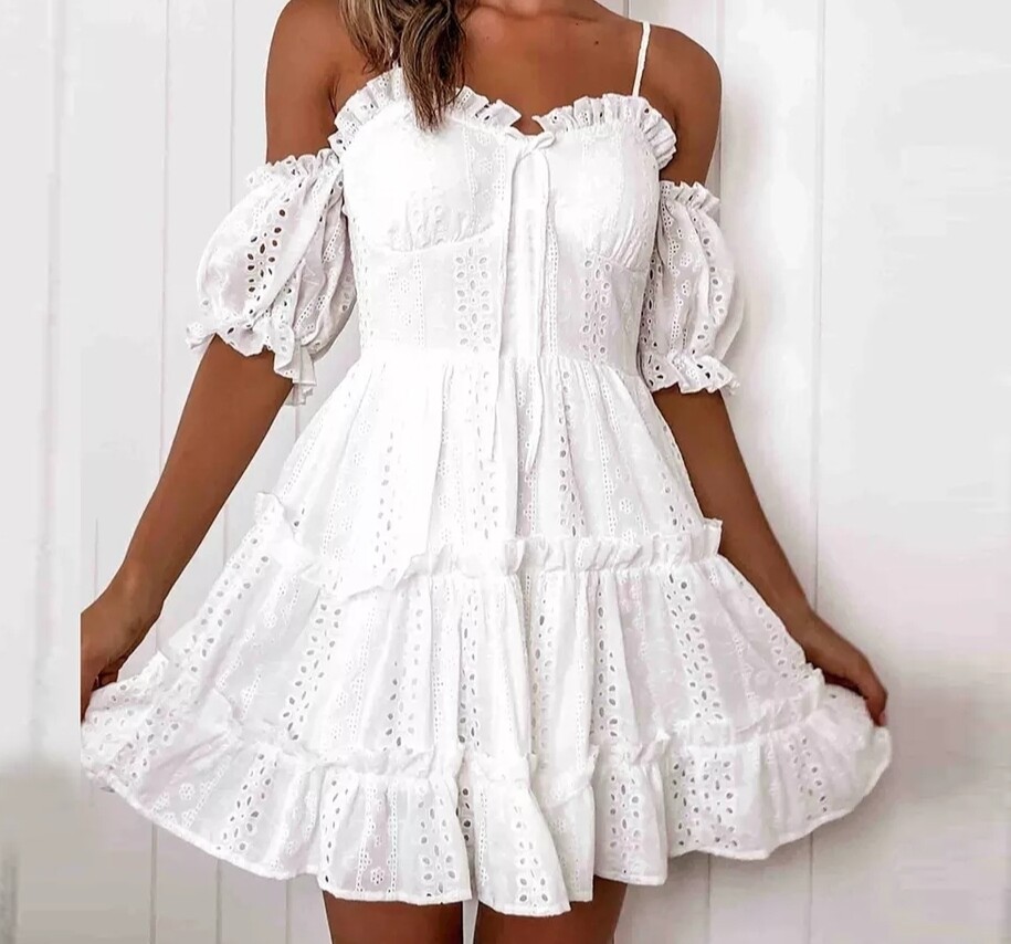 Snow Glow dress size medium