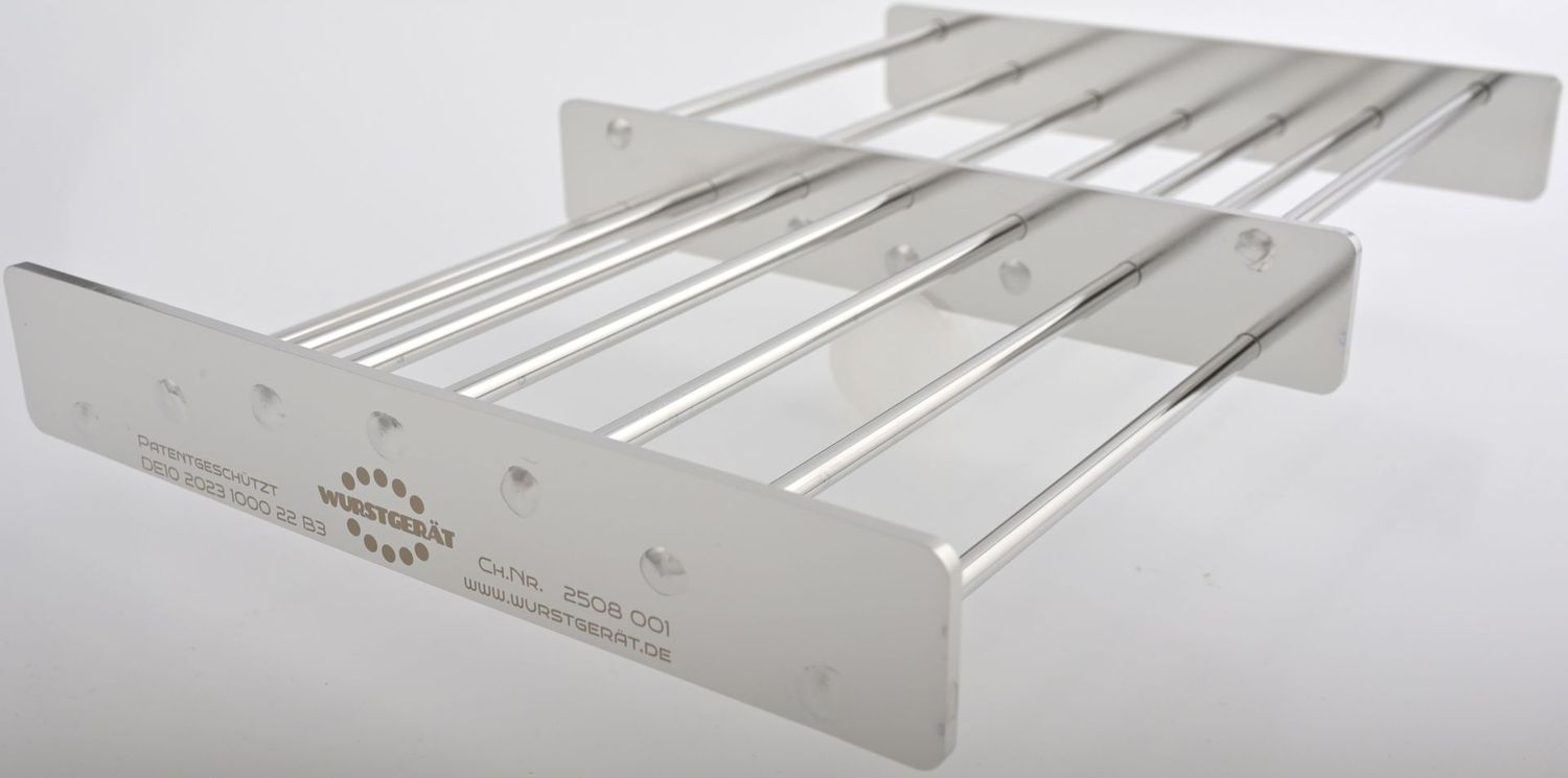 WURSTGERÄT - gebogene Grillwurst rundum braun grillen