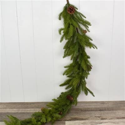 Fresh Touch Douglas Fir Garland