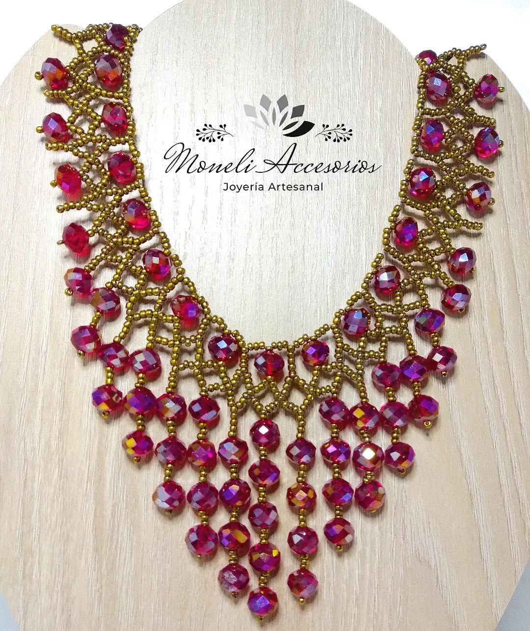 COLLAR CRISTALES
