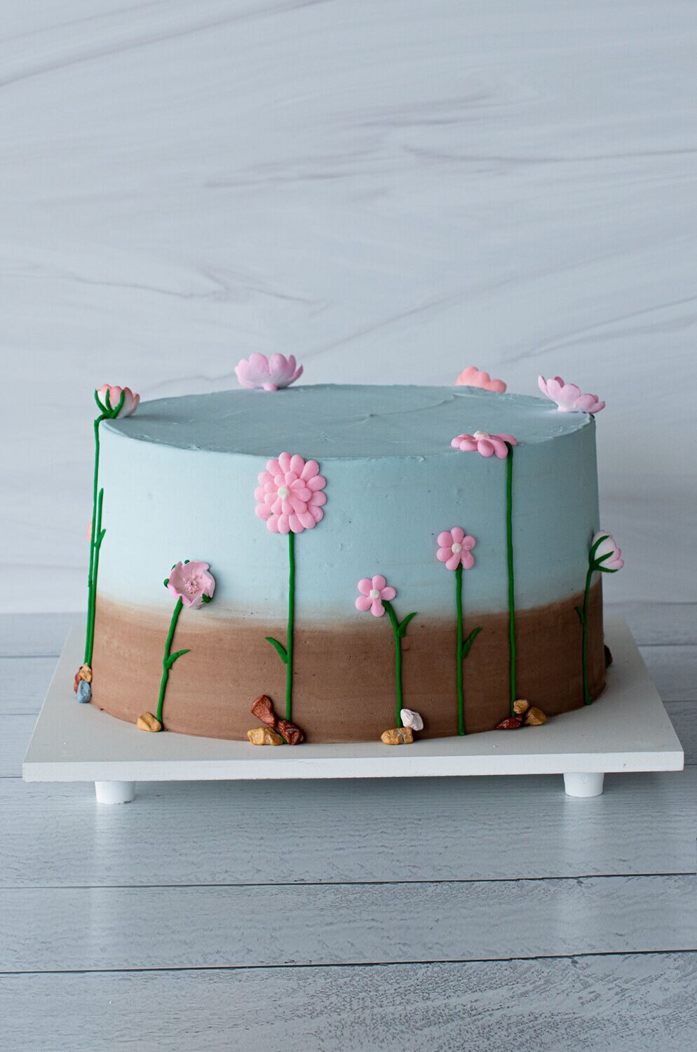 Secret Garden 10 Inch Round Cake