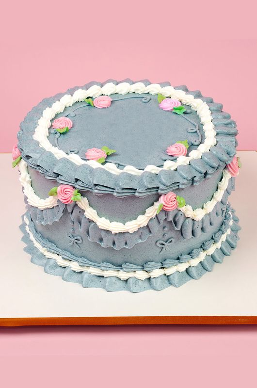 THE ROYAL BERRY CAKE - 8"