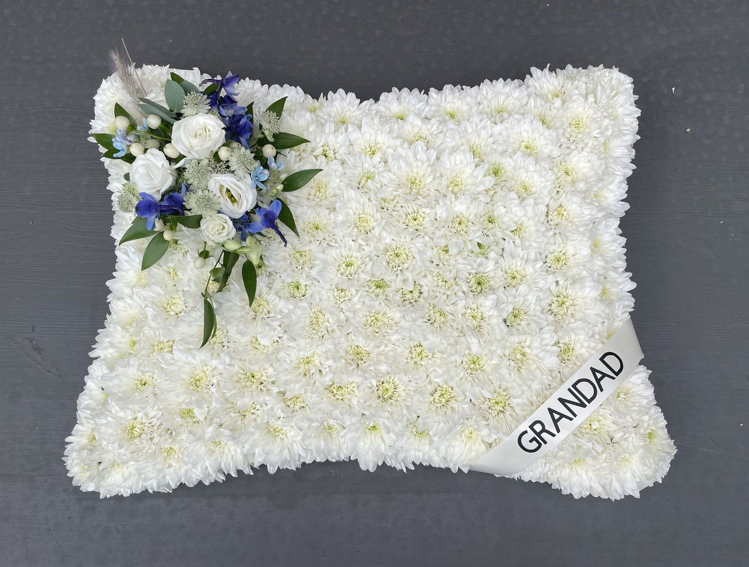 Tribute pillow