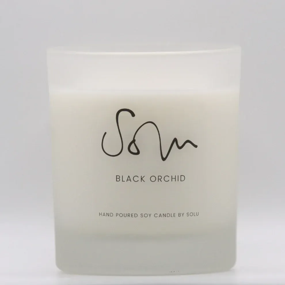 Black Orchid Soy Wax Candle 125g