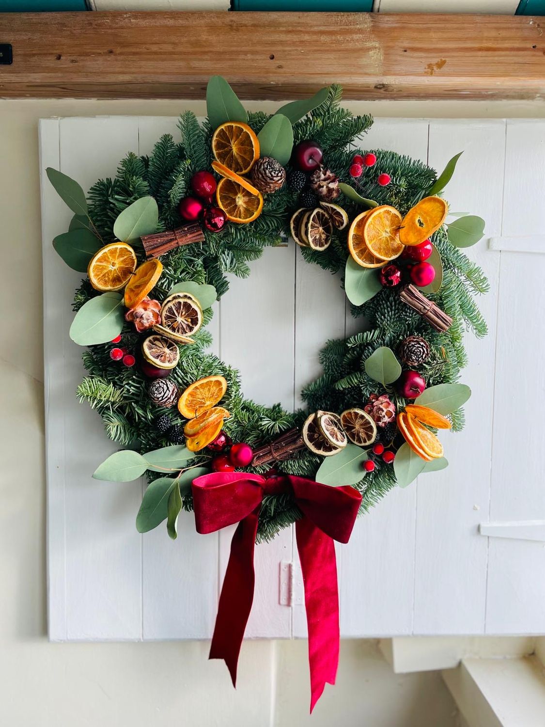 Winter warmth luxury wreath