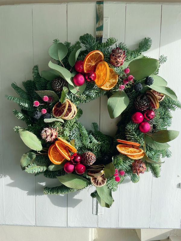 Winter warmth classic wreath