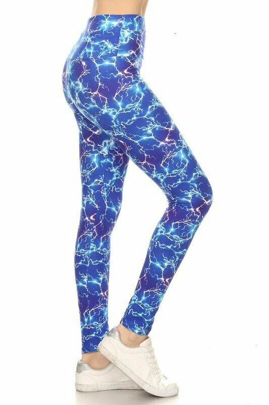 Buttery Soft Lightening Printed Plus Size Leggings