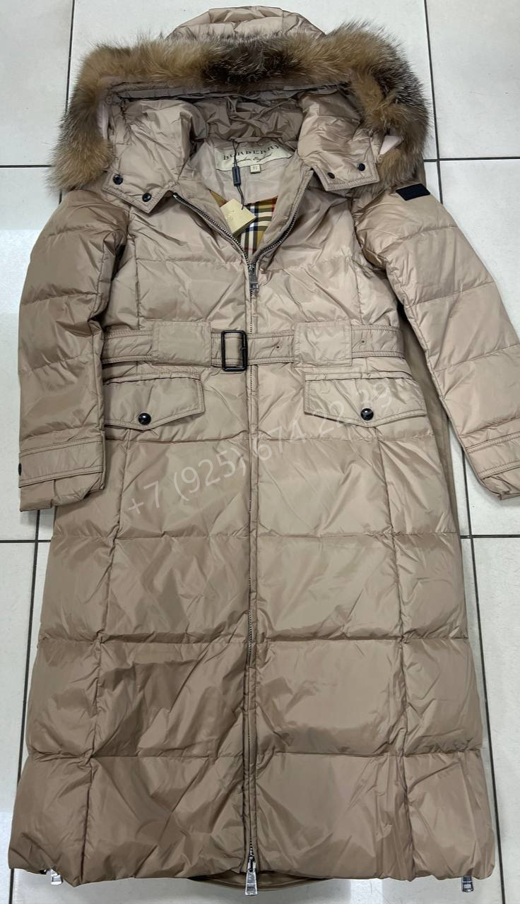Пуховик Burberry женский с мехом красный