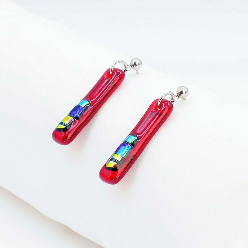 Boucles d'oreilles rouges longues