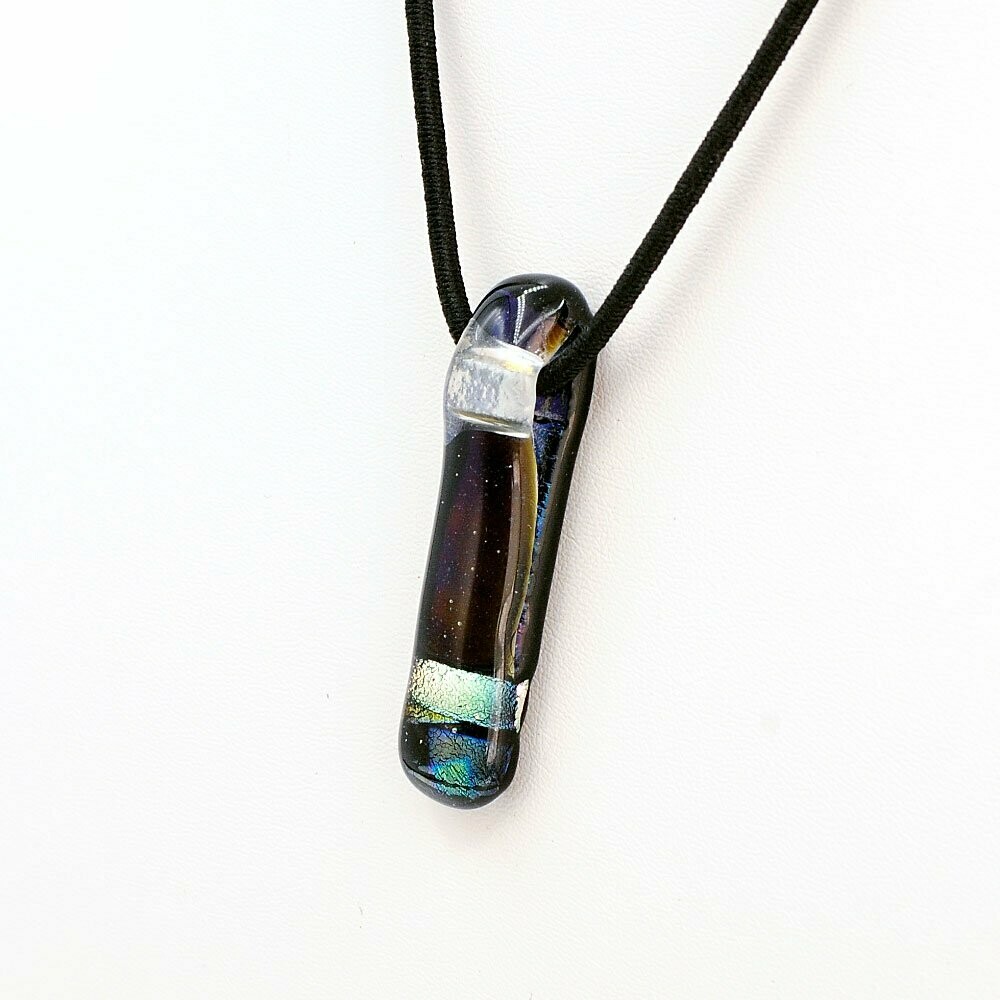 Collier Arc-en-ciel rectangle sur cordon