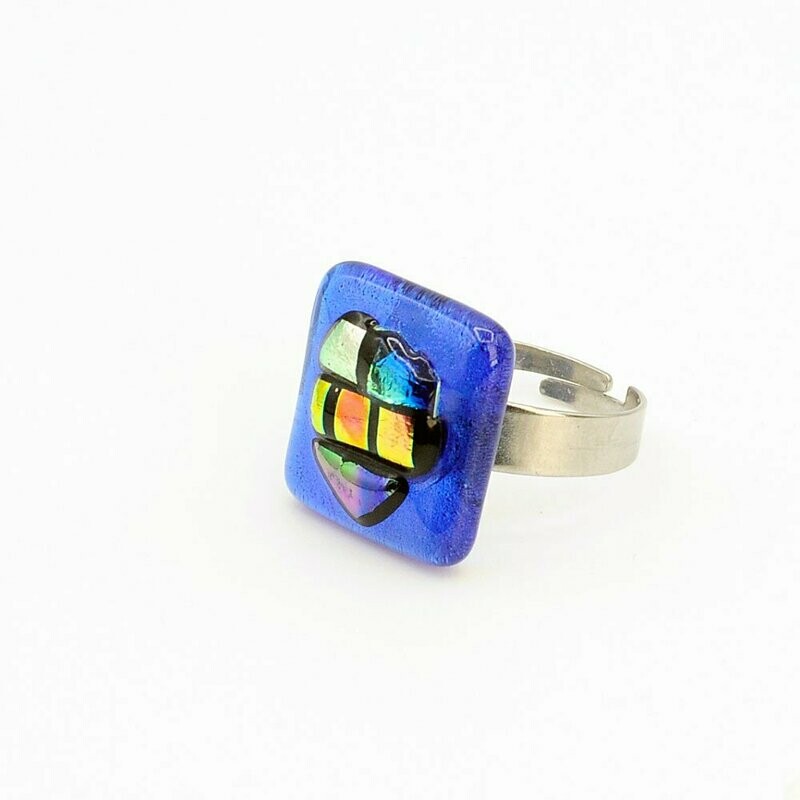 Bague bleue foncée