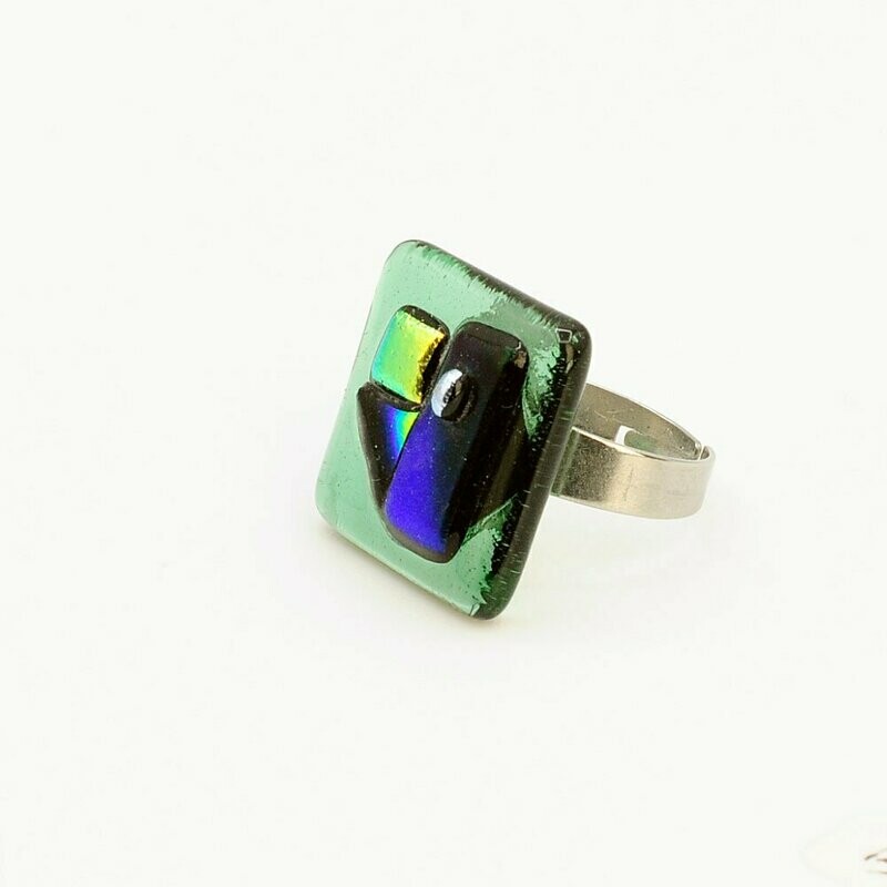 Bague verte rivière
