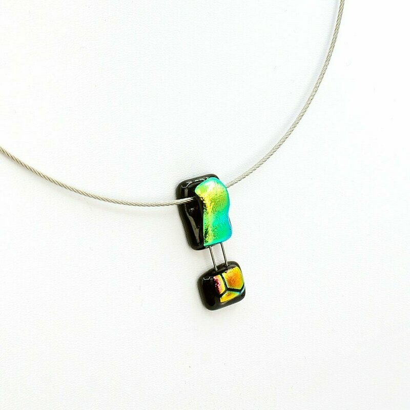 Collier fil
