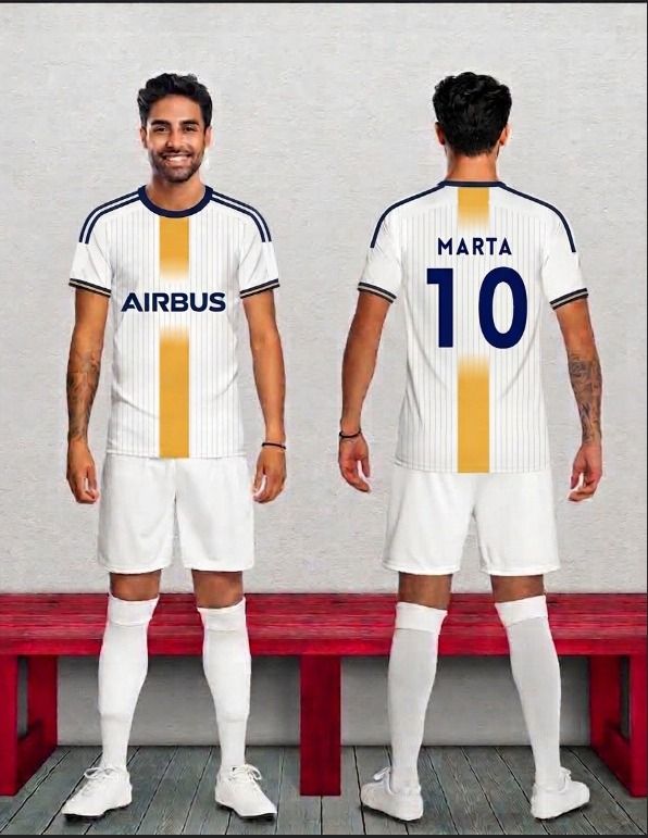 1 maillot taille M Homme 100% Personnalisé
