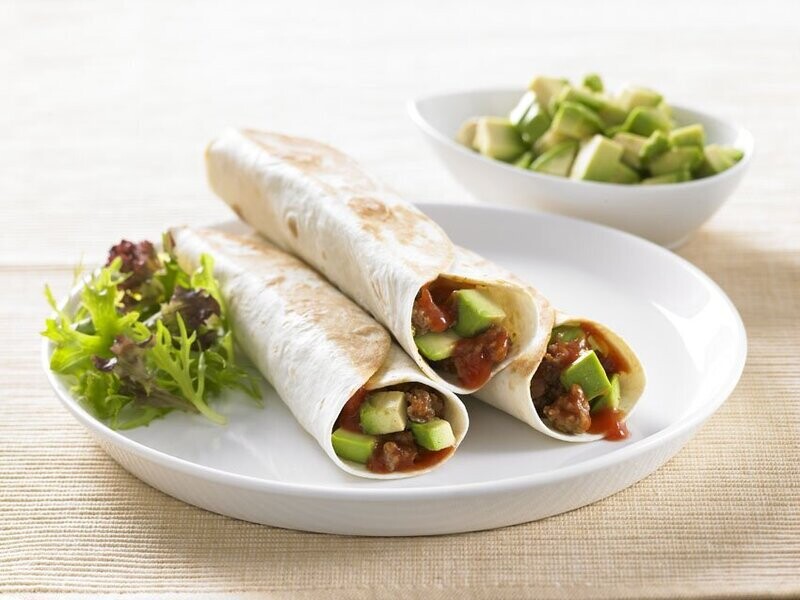 Minced Chicken Wrap with Avocado Salad