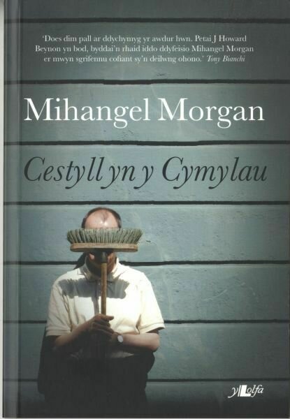Cestyll yn y Cymylau - Mihangel Morgan