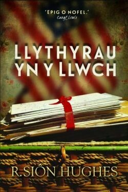Llythyrau yn y llwch - Sion Hughes
