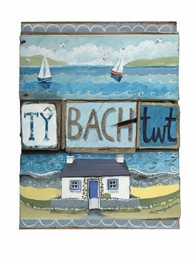 Poster Ty Bach Twt