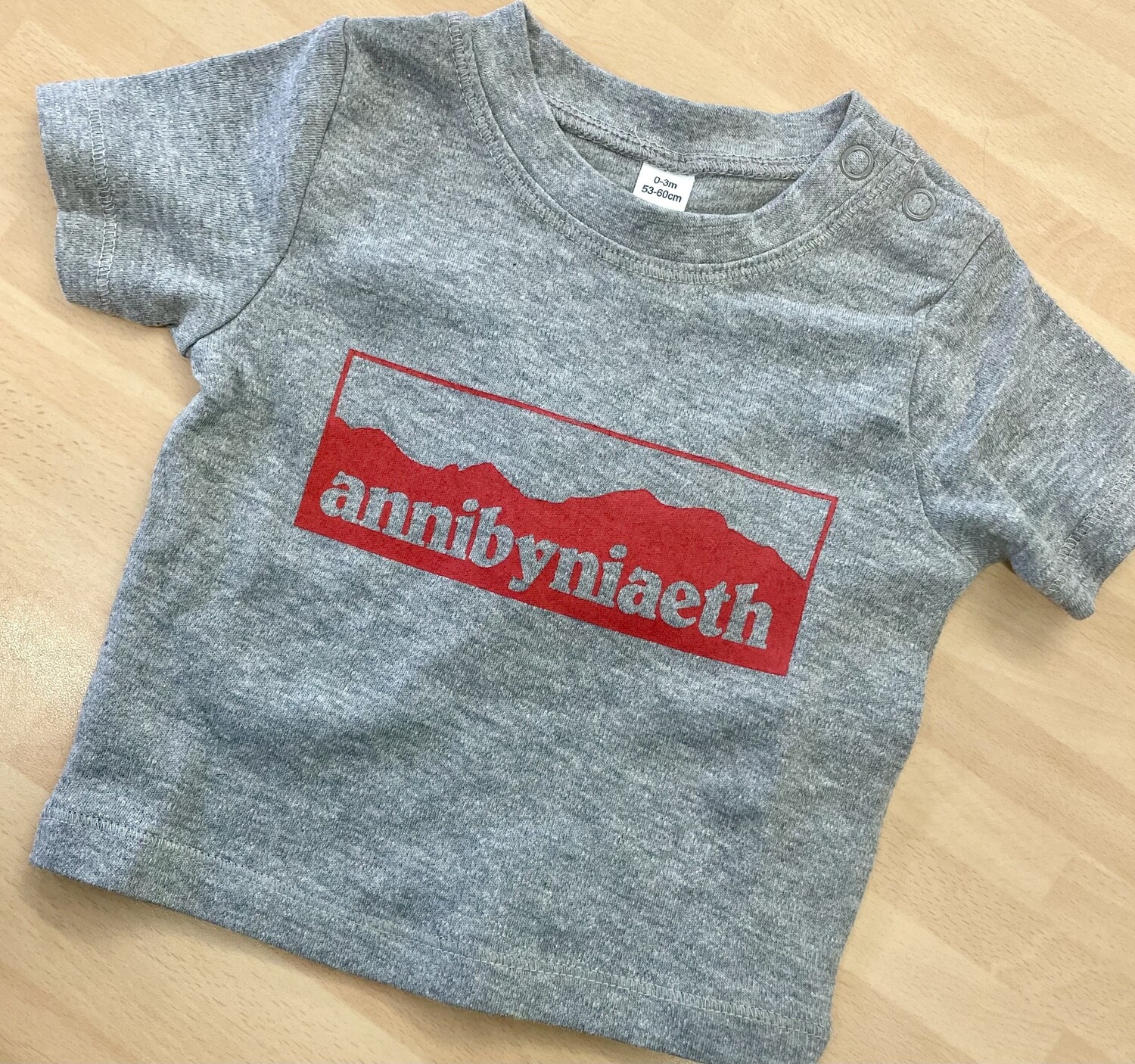 Crys-t Annibyniaeth 2-3 Oed