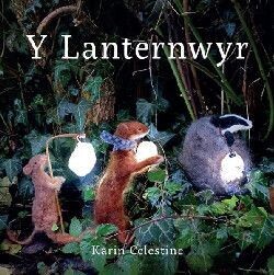 Lanternwyr, Y - Karin Celestine